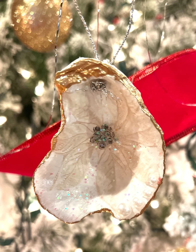 Decoupage oyster shell
