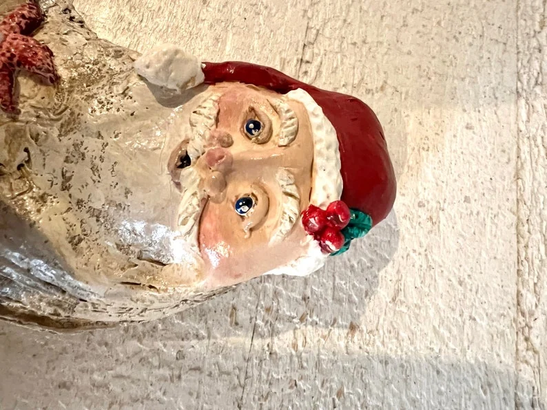 Nautical Santa with berries on an oyster shell, photo 6