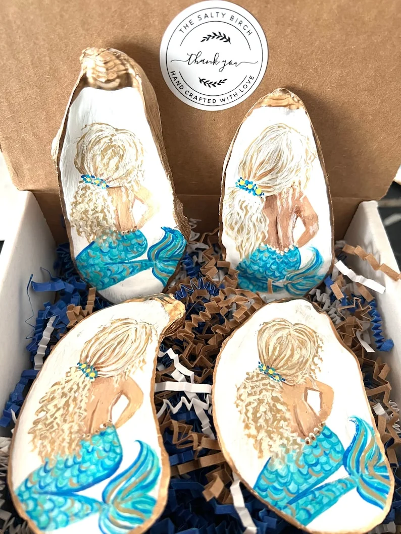 Set of (2) hand painted mermaid napkin rings, photo 3