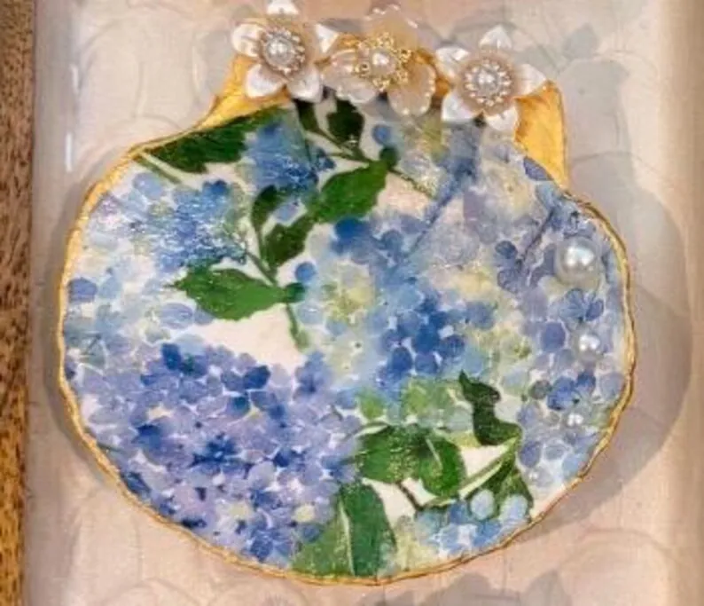 Hydrangea Flower Shell Dish / Display, photo 3